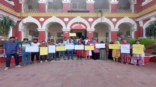 জাতীয় বিশ্ববিদ্যালয়ের অতিরিক্ত ফি বৃদ্ধিতে শিক্ষার্থীদের আন্দোলন কর্মসূচির ঘোষণা