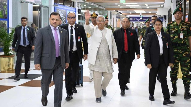 জাপানে পৌঁছেছেন প্রধান উপদেষ্টা