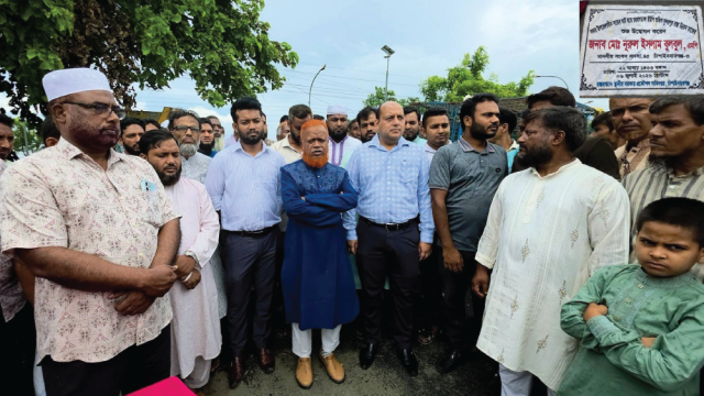 নূরুল ইসলাম বুলবুলের উদ্বোধনে সাহেবঘাট-চরবাগডাঙ্গা সড়ক উন্নয়ন কাজের শুভ সূচনা