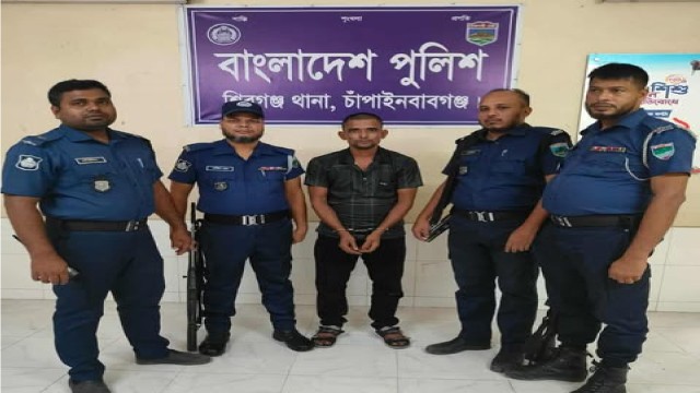 শিবগঞ্জে  হিরোইনসহ কুখ্যাত ডাকাত ‘লালচান’ গ্রেফতার