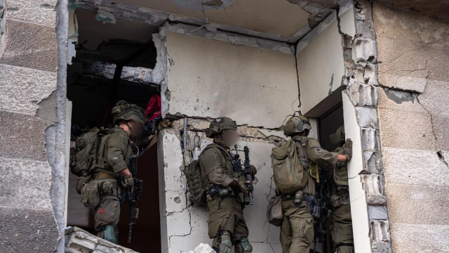 হিজবুল্লাহকে লক্ষ্য করে হামলার নির্দেশ দিলেন নেতানিয়াহু