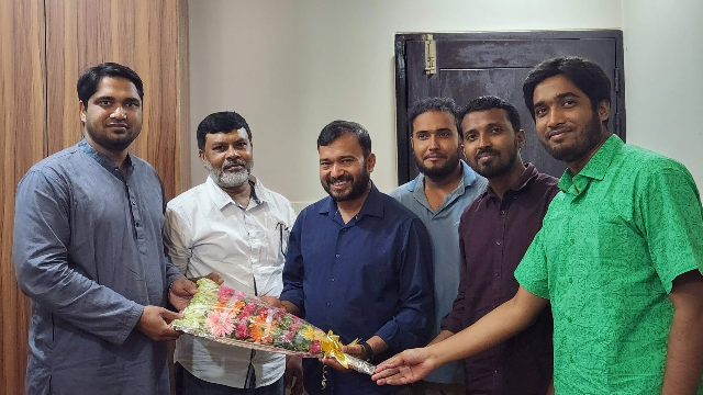 ডক্টরেট ডিগ্রি অর্জন করায় ড. খাদিমুল ইসলামকে আলোকিত গৌড়ের শুভেচ্ছা