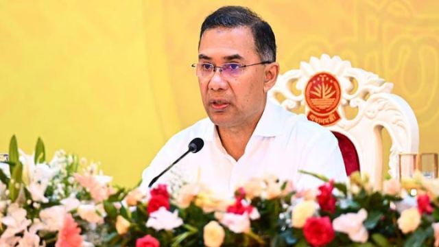 বেতনের ১০ শতাংশ সরকারি কোষাগারে দিচ্ছেন প্রধানমন্ত্রী