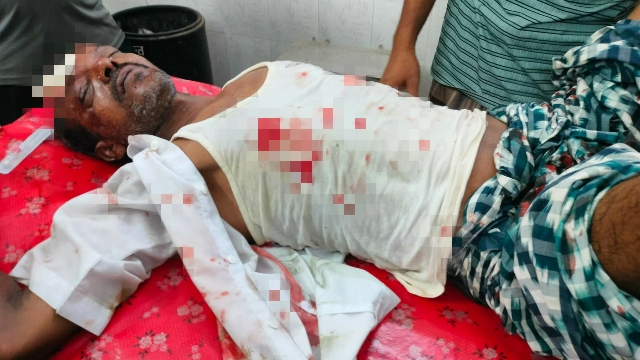 ভোলাহাটে বাসের ধাক্কায় মোটরসাইকেল চালক নিহত