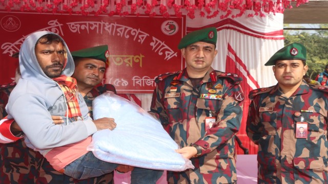 ছবিঃ আলোকিত গৌড়