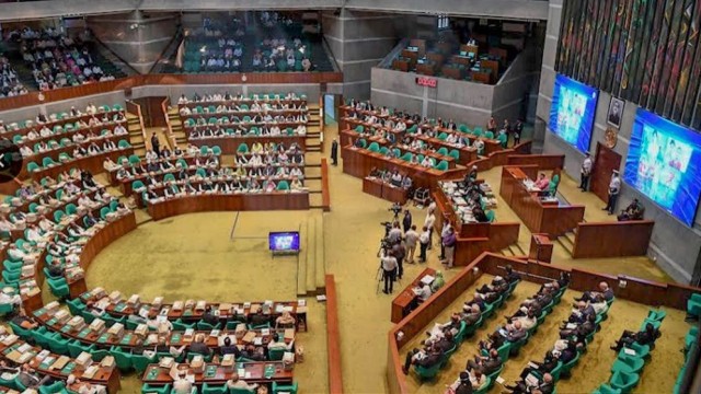 ছায়া মন্ত্রীপরিষদ কী? গণতান্ত্রিক ব্যবস্থায় এর ভূমিকা ও গুরুত্ব