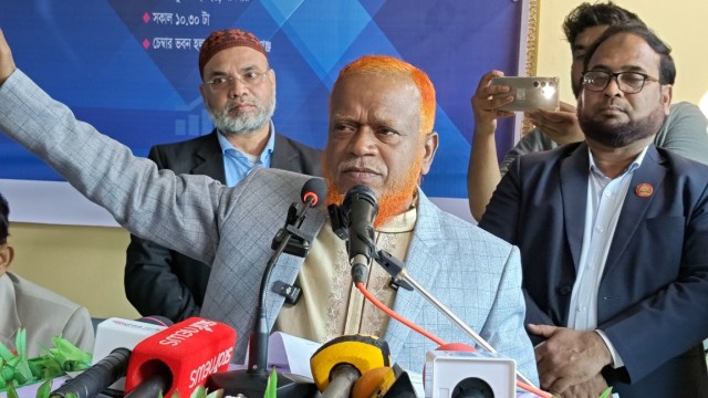 ছবিঃ আলোকিত গৌড়