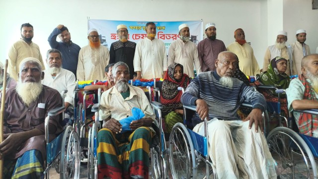 ছবিঃ আলোকিত গৌড়