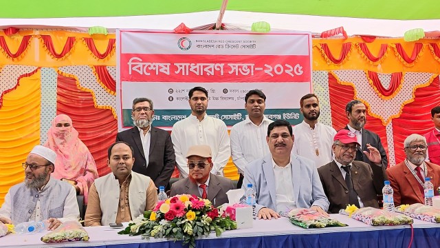 ছবিঃ আলোকিত গৌড়