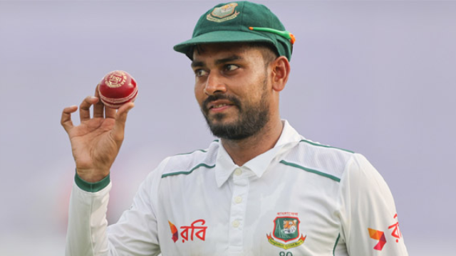 পিএসএলে লাহোর কালান্দার্সে যোগ দিচ্ছেন মেহেদী হাসান মিরাজ