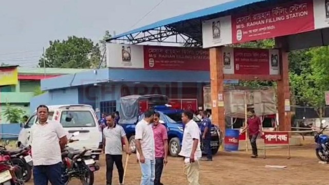 বিএনপির নেতার পাম্পে তেল নিতে গিয়ে মারধরের শিকার পুলিশ কনস্টেবল, আটক ৩