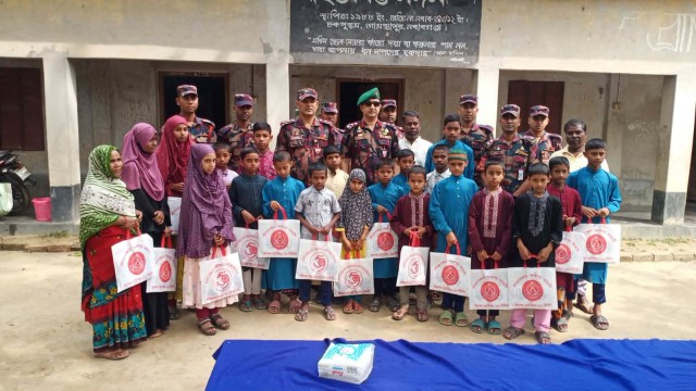 ছবিঃ আলোকিত গৌড়