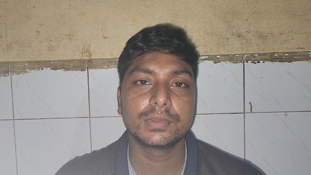 বিএনপির সমাবেশ শেষে অটোরিকশা চালককে মারধর