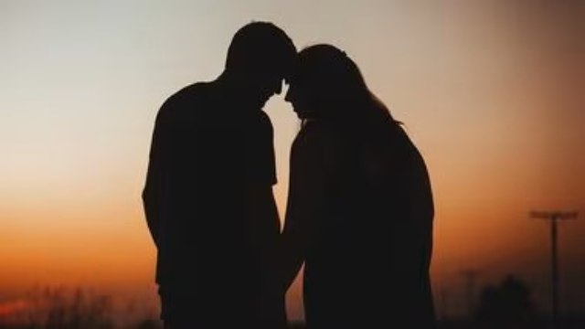 শ্যালিকাকে নিয়ে পালালেন দুলাভাই, দুলাভাইয়ের বোনকে নিয়ে চম্পট শ্যালক