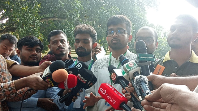 পোলিং এজেন্টদের ছবিসহ ভোটার তালিকা দেখতে বাধা দেওয়া হচ্ছে: ছাত্রদলের ভিপি প্রার্থী