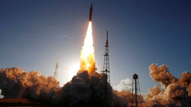 ৫৩ বছর পর আবার চাঁদের পথে যুক্তরাষ্ট্র, ‘আর্টেমিস-২’ মিশনের যাত্রা শুরু