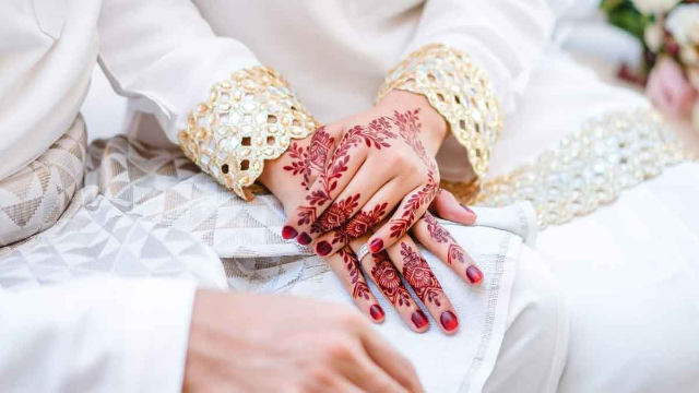 পাত্রী খুঁজতে খুঁজতে বয়স ৪০-৫০: যারা এখনও বিয়ে করতে পারছেন না, তাদের জন্য বিশেষ পরামর্শ