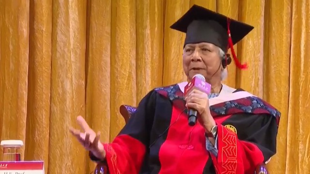 প্রধান উপদেষ্টাকে সম্মানসূচক ডক্টরেট ডিগ্রি দিল পিকিং বিশ্ববিদ্যালয়
