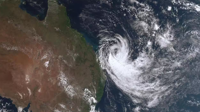 দক্ষিণ বঙ্গোপসাগরে নিম্নচাপ, ঘূর্ণিঝড়ে রূপ নেওয়ার আশঙ্কা