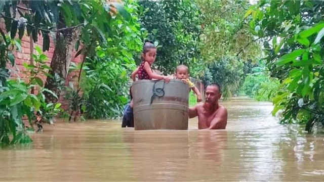 দেশে চলমান বন্যায় এখন পর্যন্ত ১৫ জনের প্রাণহানি