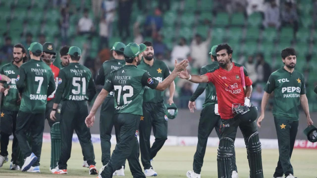 বাংলাদেশ সফরে পাকিস্তান, মিরপুরে তিন ওয়ানডে