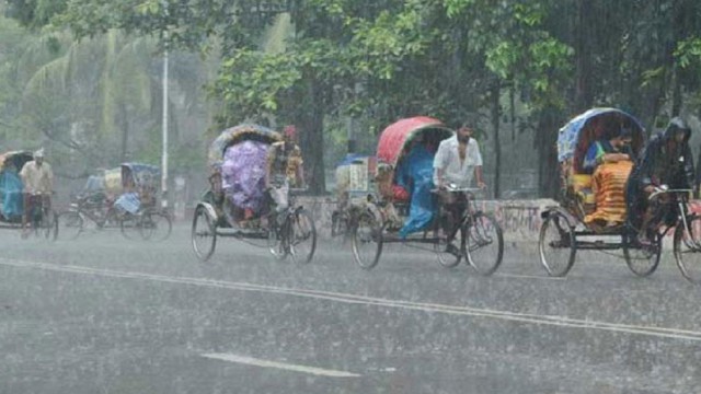 যেসব জেলায় ঝড়ের আভাস, টানা ৫ দিন বৃষ্টি হতে পারে