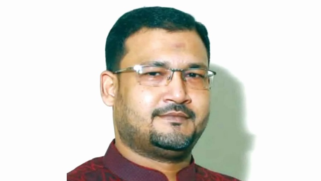 জামিনে মুক্তি পেয়ে জেলগেটেই ফের গ্রেফতার চাঁপাইনবাবগঞ্জের সাবেক মেয়র মোখলেসুর রহমান