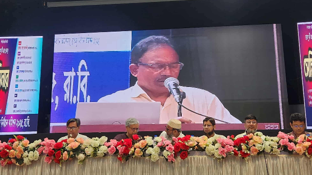 হারলেই খেলা ভালো হয়নি, এর থেকে বাজে আচরণ দুনিয়াতে আর একটাও নেই: রাবি উপাচার্য