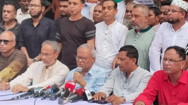 কোন সূতার টানে, কার পরামর্শে এপ্রিলে নির্বাচন- রিজভী