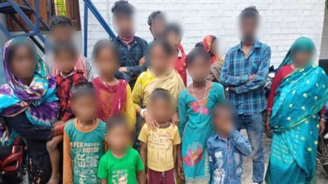 চাঁপাইনবাবগঞ্জ সীমান্ত দিয়ে ১৭ বাংলাদেশিকে পুশইন করেছে বিএসএফ