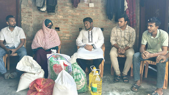 মৃত প্রবাসীর অসহায় পরিবারের পাশে স্বপ্নপূরণ হেল্পলাইন