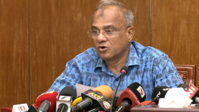 বুধবার থেকে পূজা মণ্ডপের নিরাপত্তায় থাকবে আইনশৃঙ্খলা বাহিনী: স্বরাষ্ট্র উপদেষ্টা