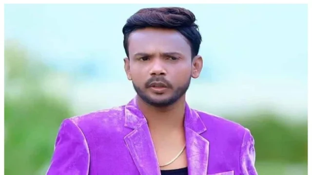 'রিয়া মনিকে তালাক দেওয়ার পর মেসেঞ্জারে প্রবেশ করাই মুশকিল, শুধু বিয়ের প্রস্তাব'