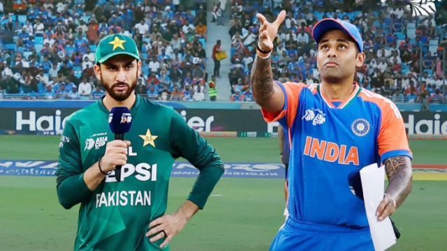 এশিয়া কাপ ফাইনালে টস জিতে পাকিস্তানকে ব্যাটিংয়ে পাঠালো ভারত