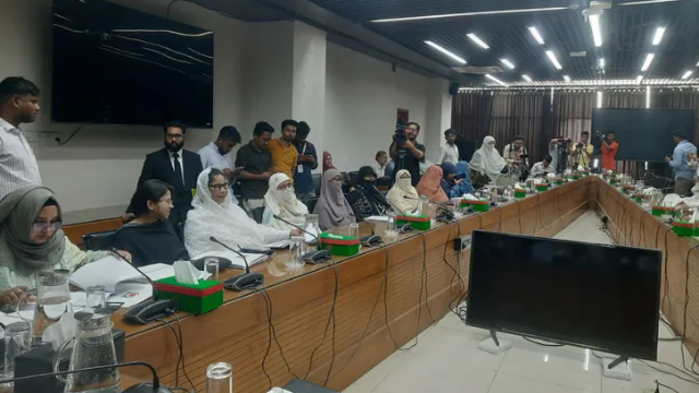 সংরক্ষিত নারী আসনে মনোনয়নপত্র জমা দিলেন জামায়াত জোটের প্রার্থীরা